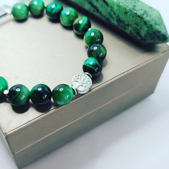 Green Tiger Eye bracelet - Picture 3 of 4